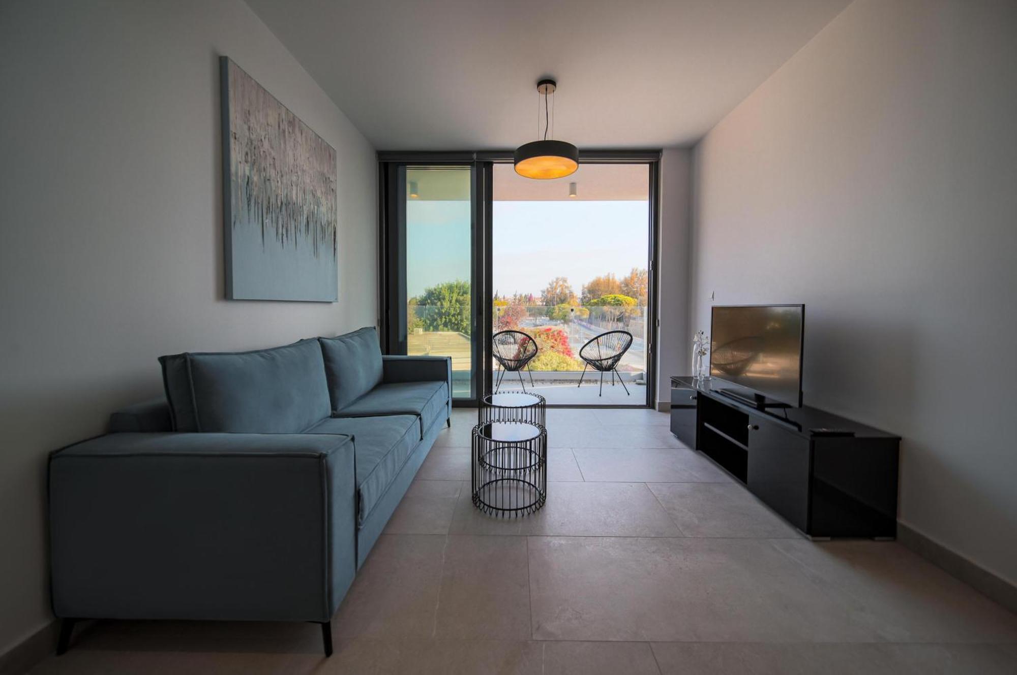 Avenue 102 1 Bed Lägenhet Paphos Exteriör bild