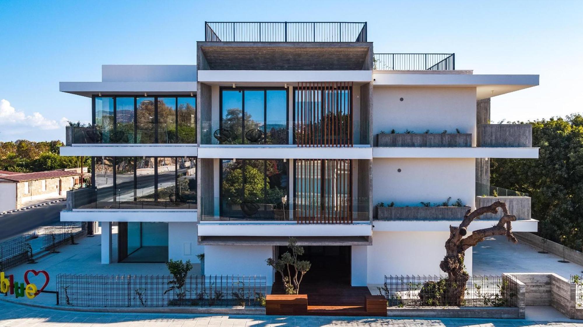 Avenue 102 1 Bed Lägenhet Paphos Exteriör bild
