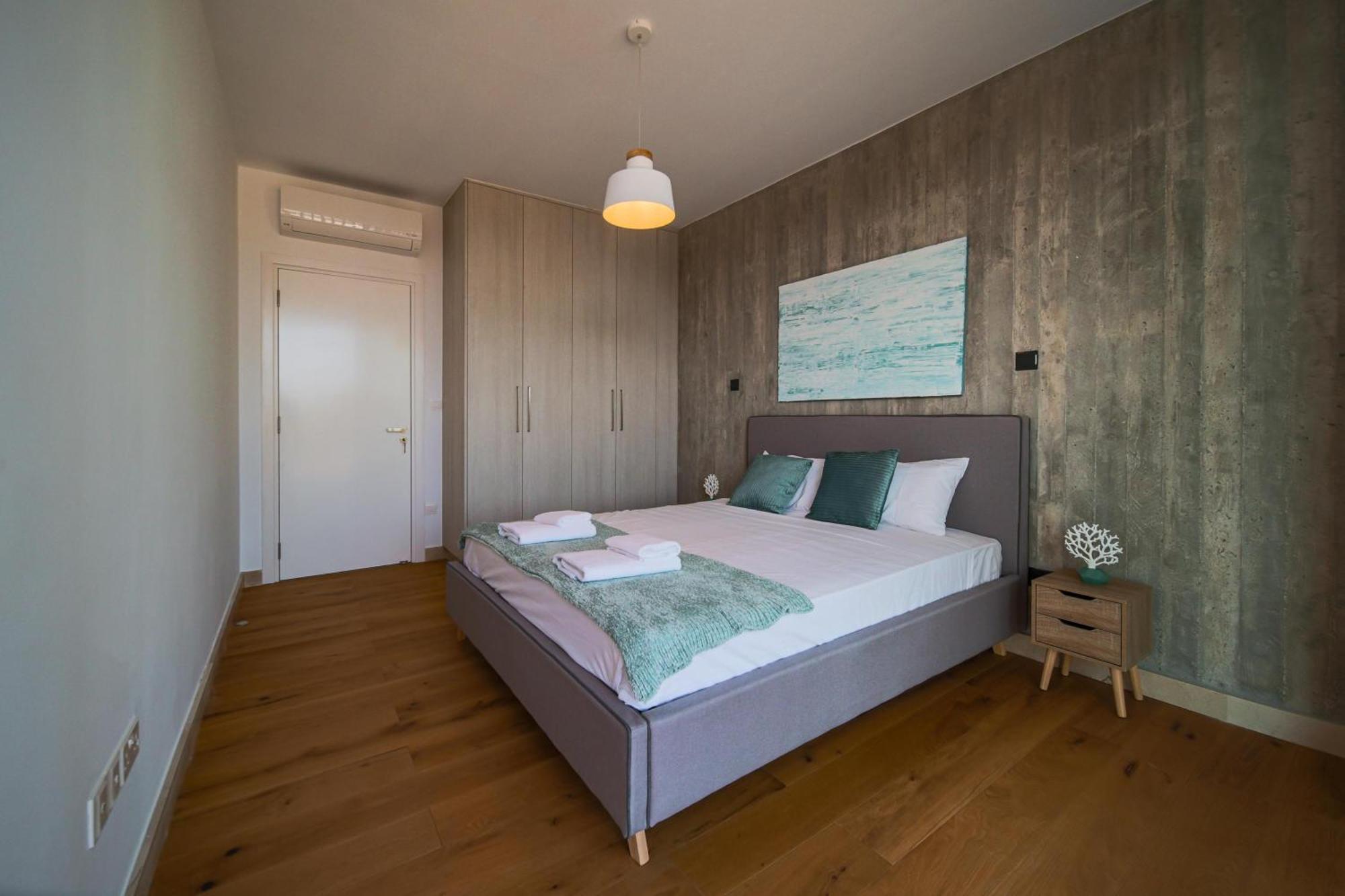 Avenue 102 1 Bed Lägenhet Paphos Exteriör bild